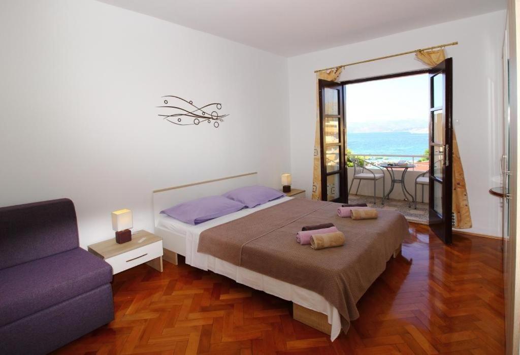 Apartments Dubreta 챠브타트 외부 사진